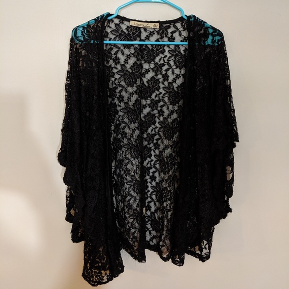 Other - Batwing drape stretchy lace kimono
